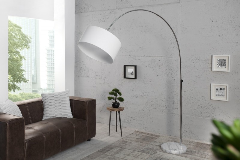 Lampadaire extensible design arc en lin blanc