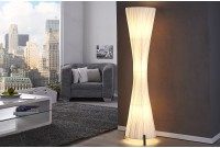 Lampadaire ovale 160 cm en tissu de latex plissé coloris blanc