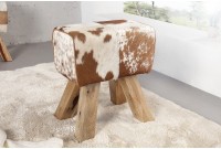 Tabouret design rustique en vraie fourrure teinté marron et blanc