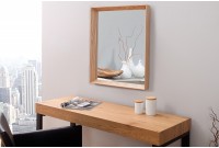 Miroir mural moderne avec cadre rectangulaire en bois massif coloris chêne naturel