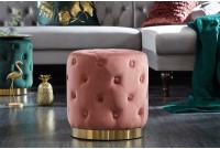 Tabouret de style baroque capitonné en velours coloris rose et doré