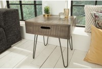 TABLE D'APPOINT AVEC RANGEMENT EN BOIS COLORIS GRIS ET FER NOIR 50 cm