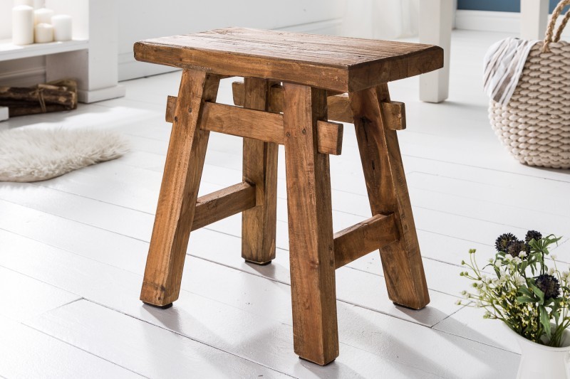 Tabouret design de 40 cm en bois massif naturel